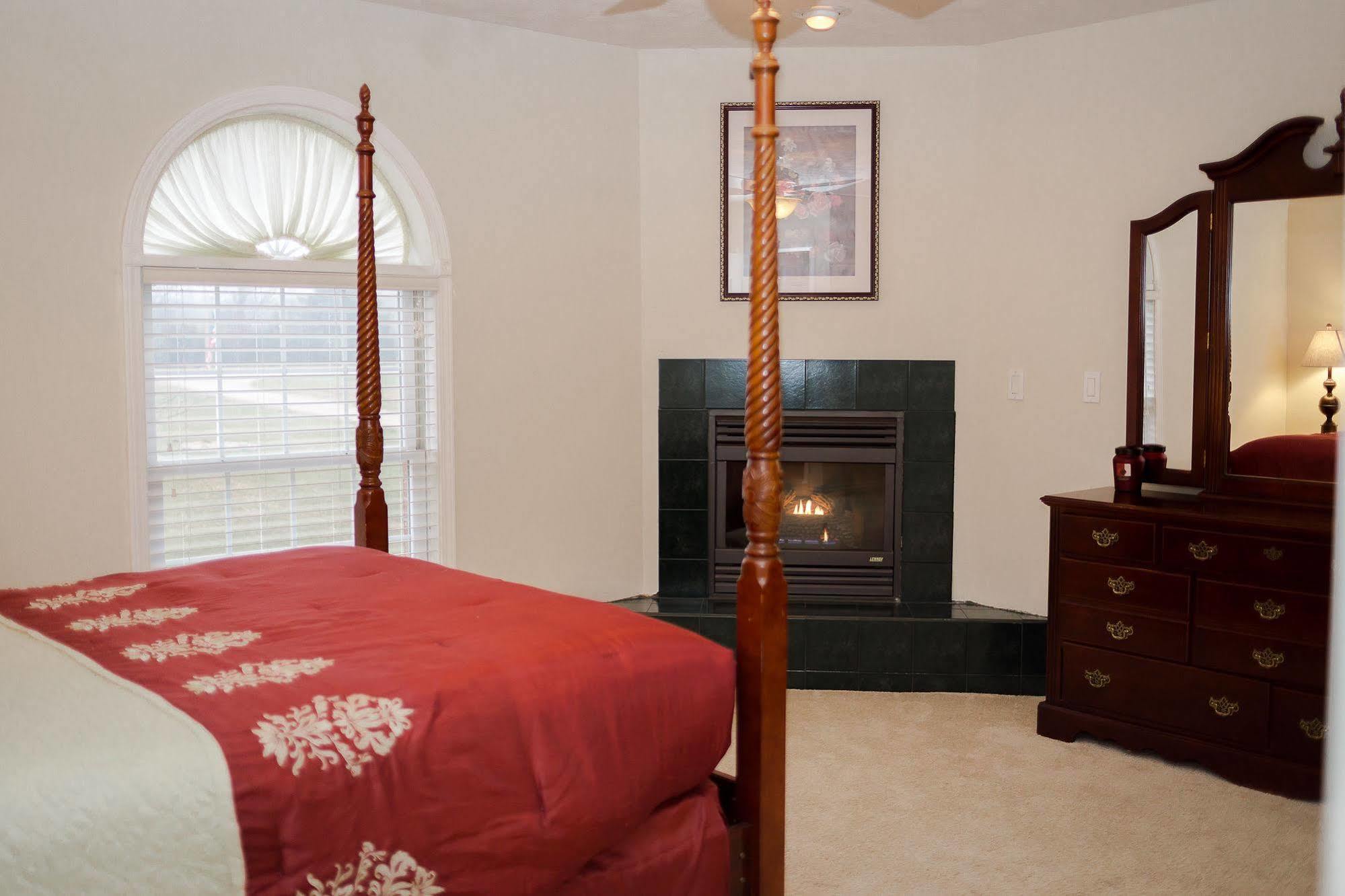 Appartement Lafayette Manor à Waynesville Extérieur photo
